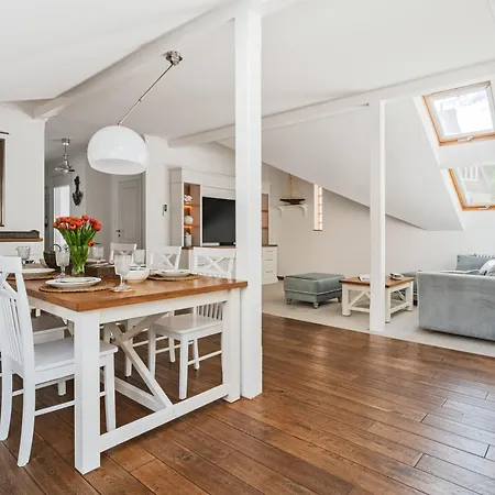 Sanhaus - Capri - 200 Metrow Od Plazy I Deptaka Daire *