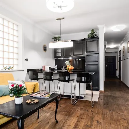 Sanhaus - Capri - 200 Metrow Od Plazy I Deptaka Апартаменты *